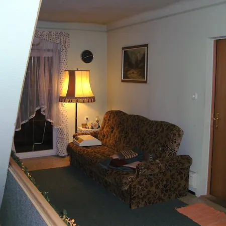 Paul-s Apartment *